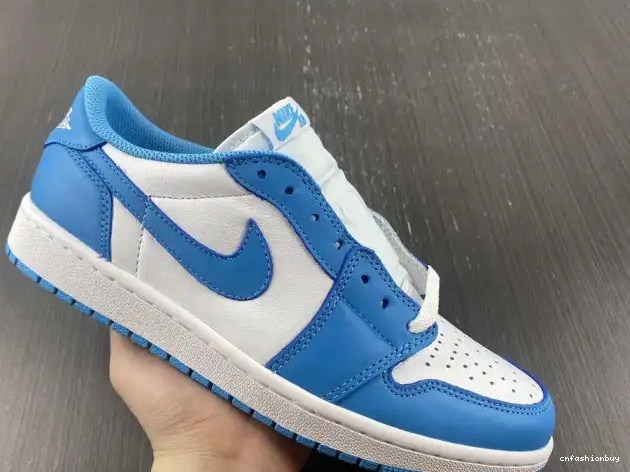 CJ7891-401 SB Nike Jordan UNC Low x Air 1 0601
